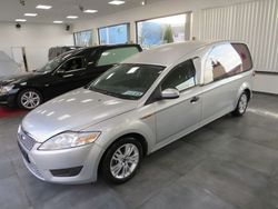 Silber Gebraucht 2010 Ford Mondeo Limousine | 14.950 €