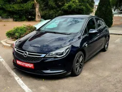 Schwarz Gebraucht 2019 Opel Astra S Limousine | 5.999 € (Superpreis)