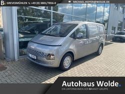 Silber Gebraucht 2024 Hyundai Staria Trend Van | 35.590 €