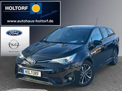Night time black Gebraucht 2015 Toyota Avensis Edition Kombi | 8.879 € (Fairer Preis)