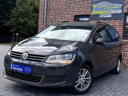 Grau Gebraucht 2020 VW Sharan Comfortline Van / Kleinbus | 26.450 € (Fairer Preis)