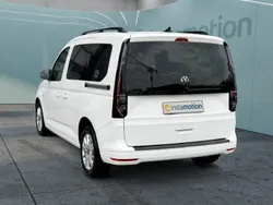 Weiß Gebraucht 2021 VW Caddy Life Van / Kleinbus | 25.600 € (Teuer)
