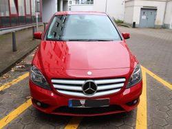 Rot Gebraucht 2014 Mercedes 200 Kombi | 11.700 € (Guter Preis)