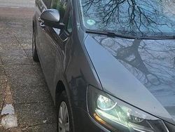 Grau Gebraucht 2014 Seat Alhambra Van / Kleinbus | 10.500 € (Guter Preis)
