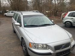 Silber Gebraucht 2004 Volvo V70 Kinetic Kombi | 999 €