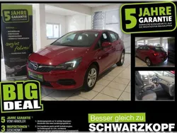 Chili rot/kardio rot Gebraucht 2021 Opel Astra Limousine | 13.930 € (Guter Preis)