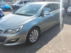 Silber Gebraucht 2015 Opel Astra Exklusiv Kombi | 7.750 € (Fairer Preis)