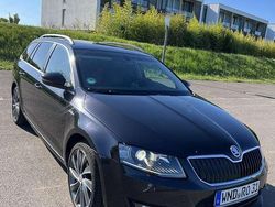 Schwarz Gebraucht 2015 Skoda Octavia LAURIN & KLEMENT Kombi | 12.500 € (Fairer Preis)