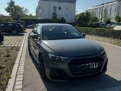 Grau Gebraucht 2019 Audi A1 Sportback Ambiente Kleinwagen | 21.900 € (Guter Preis)