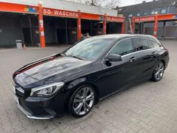 Schwarz Gebraucht 2017 Mercedes CLA180 Shooting Brake Urban Kombi | 18.200 € (Fairer Preis)