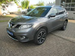 Grau Gebraucht 2017 Nissan X-Trail Tekna SUV | 17.980 € (Fairer Preis)