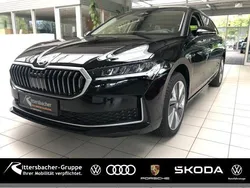 Schwarz Gebraucht 2024 Skoda Superb Selection Kombi | 44.490 € (Guter Preis)