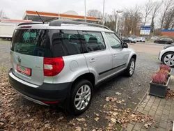 Silber Gebraucht 2010 Skoda Yeti Plus Edition SUV | 7.890 € (Fairer Preis)