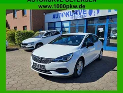 Weiß Gebraucht 2021 Opel Astra Design & Tech Limousine | 14.500 € (Superpreis)