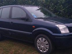 Blau Gebraucht 2004 Ford Fusion Kleinwagen | 1.000 € (Superpreis)