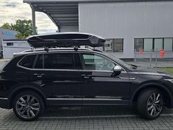 Schwarz Gebraucht 2022 VW Tiguan Allspace Elegance SUV | 42.900 € (Teuer)