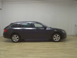 Schwarz Gebraucht 2022 Skoda Superb Ambition Kombi | 17.980 € (Fairer Preis)