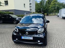 Schwarz Gebraucht 2017 Smart ForTwo Coupé Basis Kleinwagen | 11.190 € (Fairer Preis)