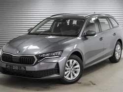 Graphitgrau metallic (5x) Neu 2025 Skoda Octavia Essence Kombi | 31.471 € (Guter Preis)