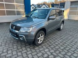 Grau Gebraucht 2009 Suzuki Grand Vitara Comfort SUV | 6.499 € (Fairer Preis)