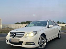 Weiß Gebraucht 2013 Mercedes C220 Kombi | 10.449 €