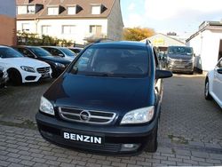 Blau Gebraucht 2003 Opel Zafira Elegance Van / Kleinbus | 2.650 € (Teuer)