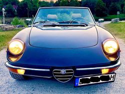 Schwarz Gebraucht 1982 Alfa Romeo Spider Cabrio | 27.900 €