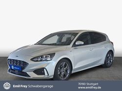Moondust silver (metallic) Gebraucht 2022 Ford Focus ST-Line Limousine | 19.900 € (Fairer Preis)