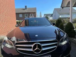 Blau Gebraucht 2015 Mercedes E220 Edition Kombi | 16.700 € (Etwas zu teuer)