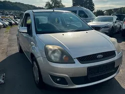 Grau Gebraucht 2008 Ford Fiesta Kleinwagen | 999 € (Fairer Preis)