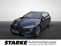 Schwarzmagic perleffekt Gebraucht 2023 Skoda Octavia RS Kombi | 35.650 € (Fairer Preis)