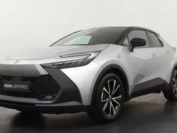 Silber Neu 2025 Toyota C-HR Style SUV | 28.900 € (Guter Preis)