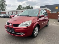 Rot Gebraucht 2006 Renault Scénic II Exception Van / Kleinbus | 2.980 € (Teuer)
