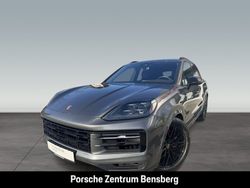 Grau Gebraucht 2024 Porsche Cayenne S SUV | 115.900 € (Guter Preis)