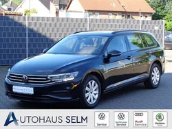 Schwarz Gebraucht 2021 VW Passat Business Kombi | 19.880 € (Guter Preis)