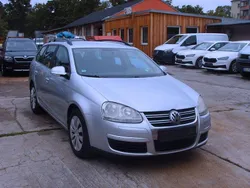 Silber Gebraucht 2008 VW Golf VI Trendline Kombi | 1.680 € (Guter Preis)