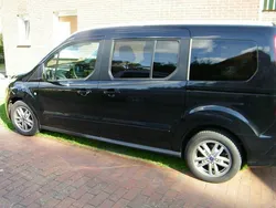 Schwarz Gebraucht 2019 Ford Tourneo Titanium Van / Kleinbus | 18.500 € (Fairer Preis)