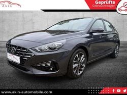 Grau Gebraucht 2023 Hyundai i30 Kleinwagen | 14.590 € (Fairer Preis)