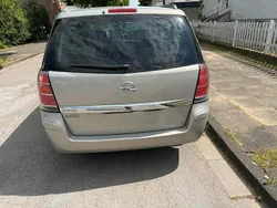 Gold Gebraucht 2006 Opel Zafira Van / Kleinbus | 2.000 € (Guter Preis)