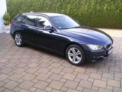 Blau Gebraucht 2013 BMW 320 Sport Line Kombi | 9.900 € (Superpreis)