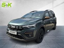 Zedergrün Neu 2025 Dacia Jogger Extreme Van / Kleinbus | 28.379 € (Fairer Preis)