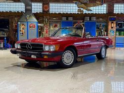 Rot Gebraucht 1987 Mercedes S560 Limousine | 34.700 €