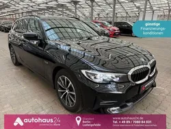 Schwarz Gebraucht 2022 BMW 320e Sport Line Kombi | 24.290 € (Guter Preis)