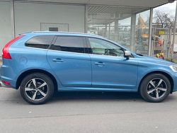 Blau Gebraucht 2017 Volvo XC60 Momentum SUV | 16.900 € (Superpreis)