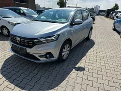 Silber Gebraucht 2021 Dacia Sandero Comfort Kleinwagen | 8.990 €