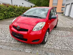 Rot Gebraucht 2010 Toyota Yaris Limousine | 2.777 € (Guter Preis)