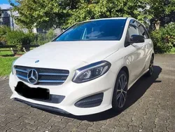 Weiß Gebraucht 2016 Mercedes B200 AMG line Van / Kleinbus | 8.200 € (Guter Preis)