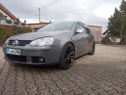 Grau Gebraucht 2007 VW Golf V Edition Limousine | 2.900 € (Fairer Preis)