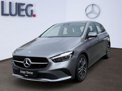 Metalliclack mountaingrau Gebraucht 2024 Mercedes B200 Advanced Van / Kleinbus | 30.700 € (Guter Preis)
