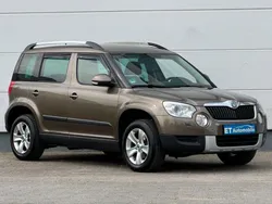 Braun Gebraucht 2010 Skoda Yeti SUV | 4.990 € (Guter Preis)